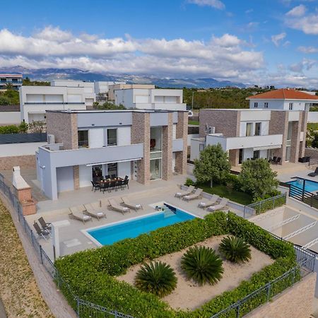 Villas Royal I With Private Pool Novalja Exteriér fotografie